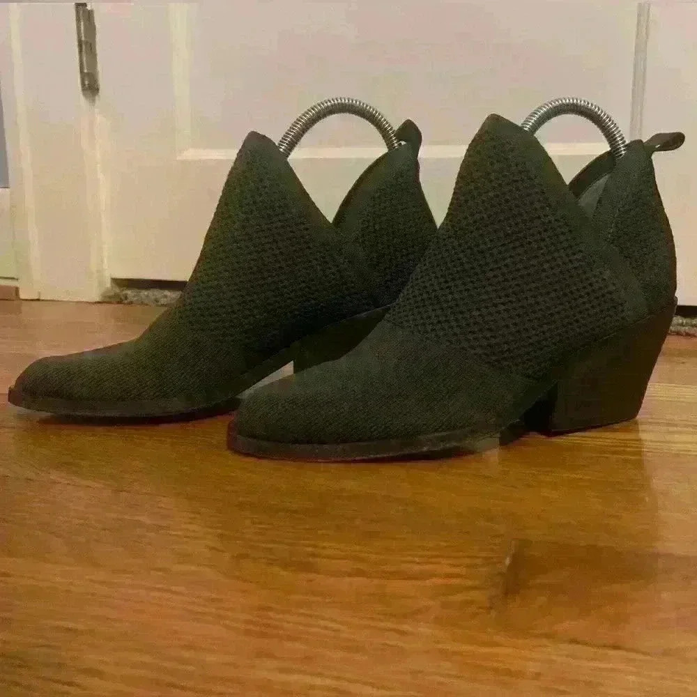 Eileen Fisher Graphite Stretch Knit Ankle Slip On Bootie, size 6.5